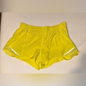 Lululemon Hotty Hot High-Rise Lined Short 2.5" Electric Lemon